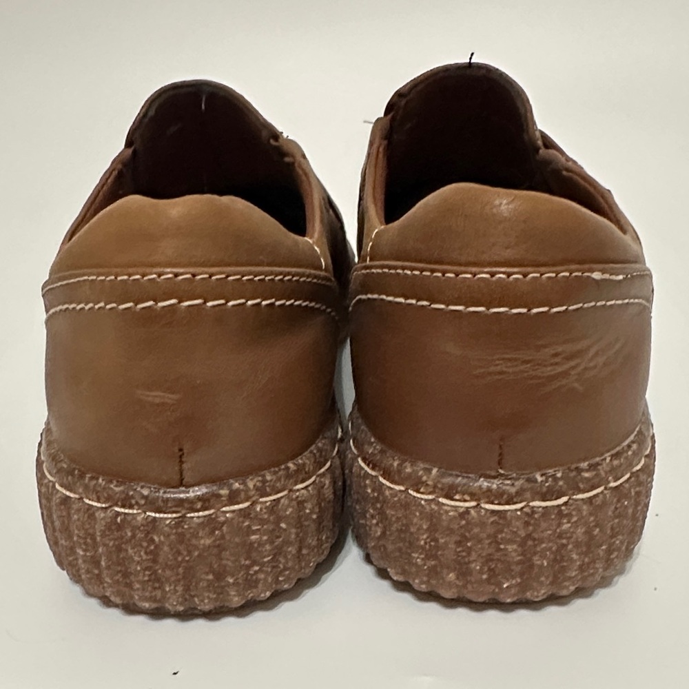 Clarks Tan Leather Caroline Pearl slip on - Picture 2 of 6